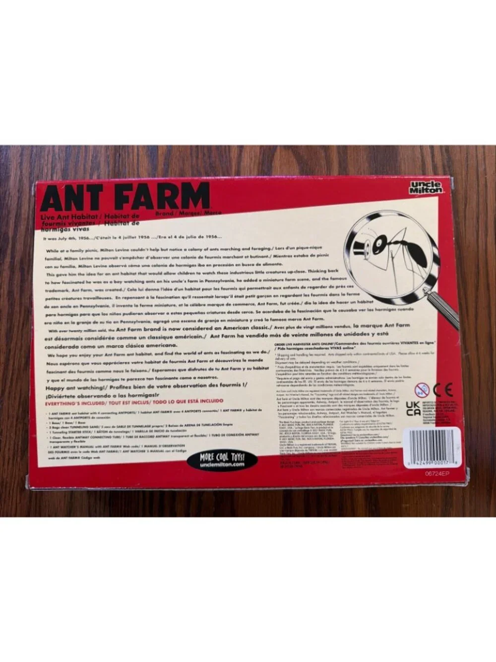 Original Uncle Milton's ANT FARM Live Habitat Insect Bug School